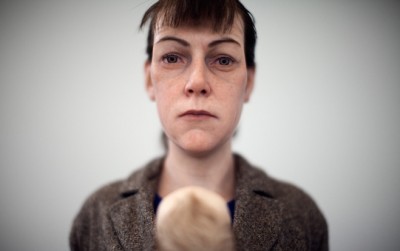 Woman With Shopping 113 x 46 x 30 cm, 2013 – Ron mueck