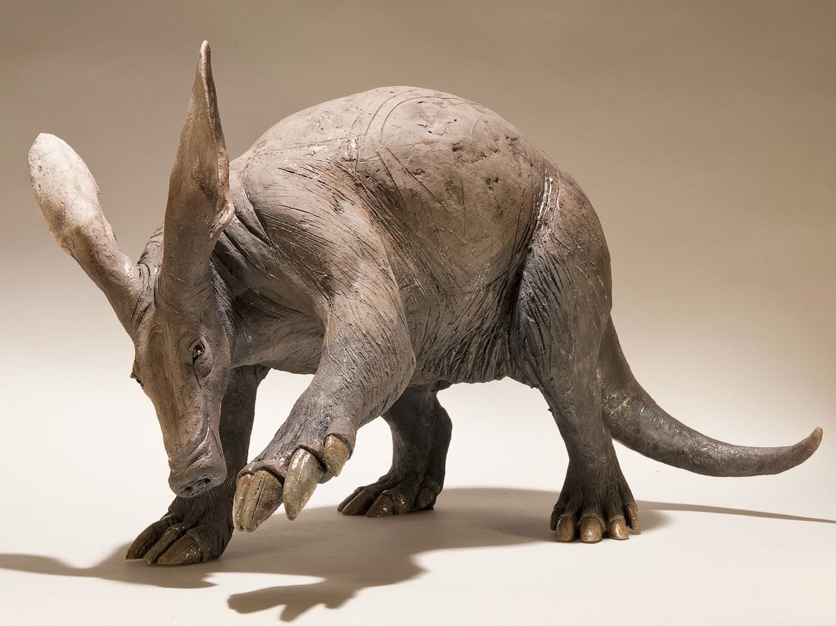 Nick Mackman – Aardvark sculpture